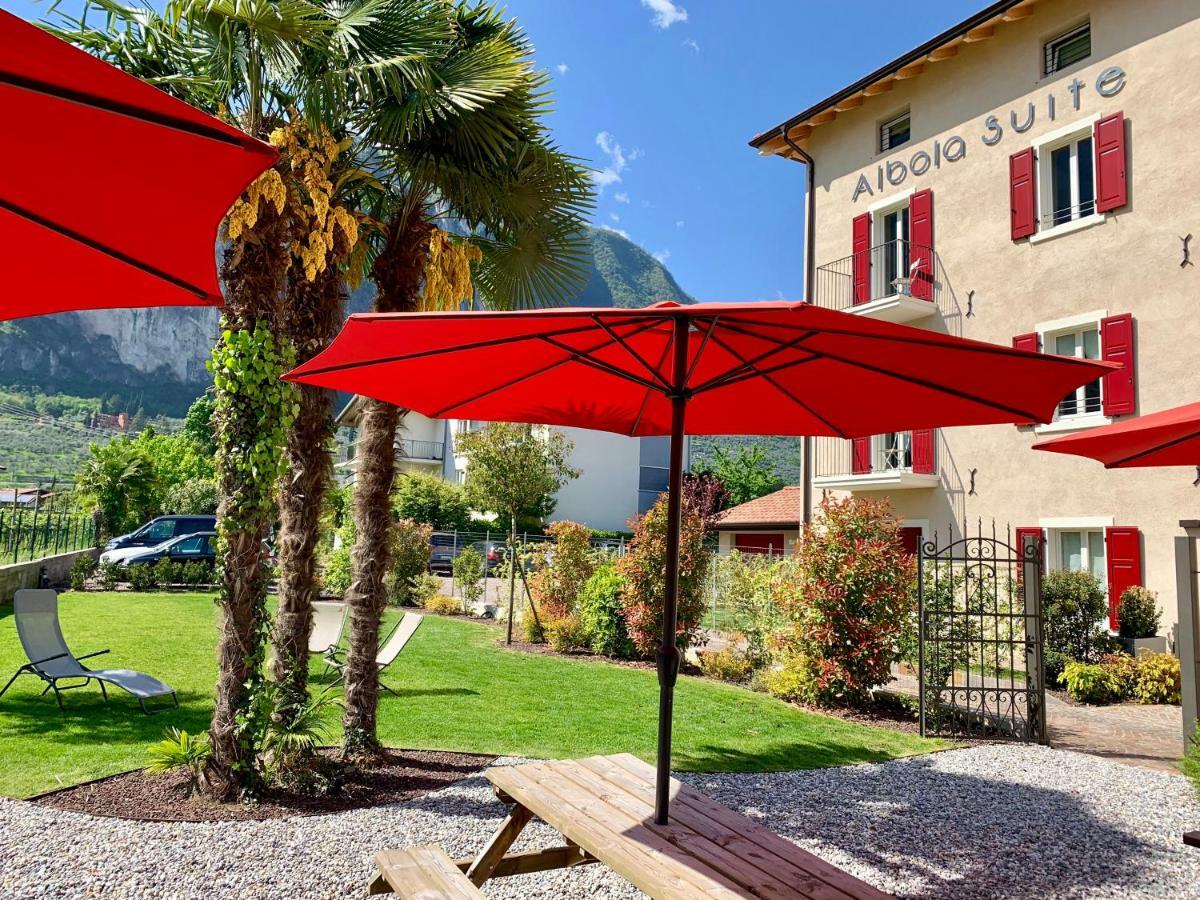 Albola Suite Holiday Apartments Riva del Garda Eksteriør bilde